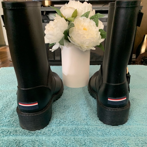 Tommy Hilfiger Dew Moto Buckle Black Boots - Picture 2 of 12